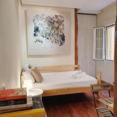 Enjoy A Cosy Studio In Malasana Bar Madrid Esterno foto
