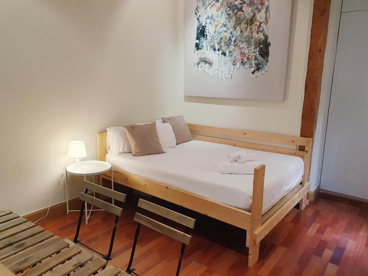 Enjoy A Cosy Studio In Malasana Bar Madrid Esterno foto